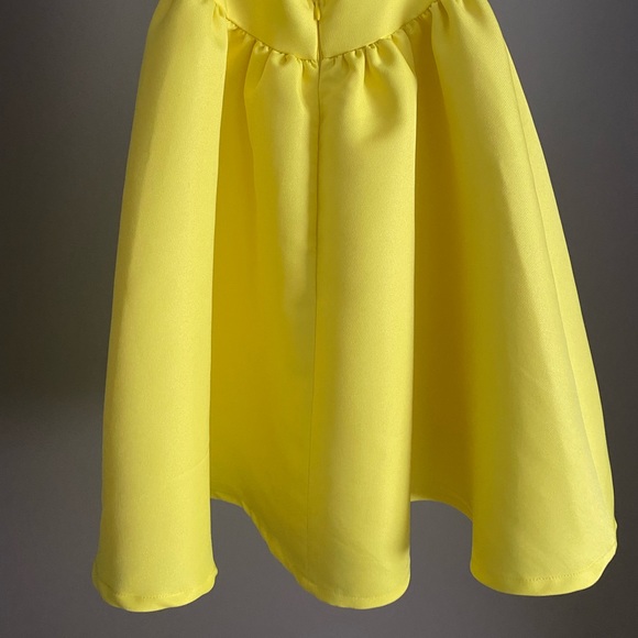 Lulu’s Backless Dress - Picture 6 of 7